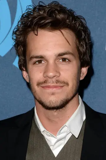 Zdjęcie Johnny Simmons #40014
