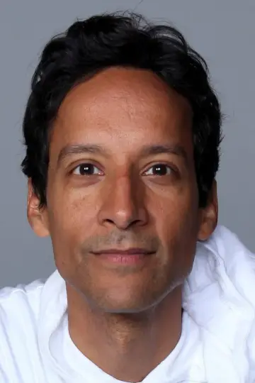 Zdjęcie Danny Pudi #38933