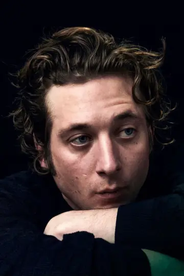 Zdjęcie Jeremiasz Alan White (Jeremy Allen White) #331588