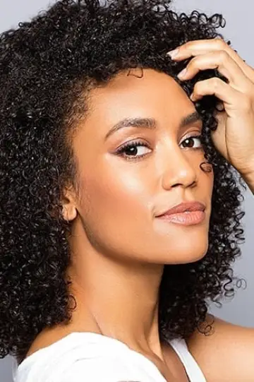 Zdjęcie Annie Ilonzeh #26614