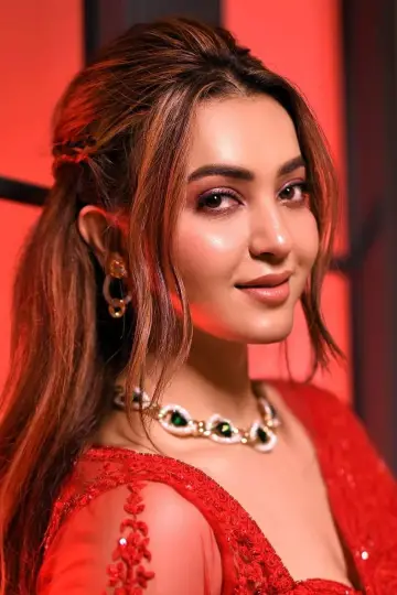 Zdjęcie  (Koushani Mukherjee) #345918