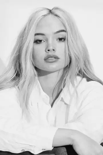 Zdjęcie Natalie Alyn Lind #9783
