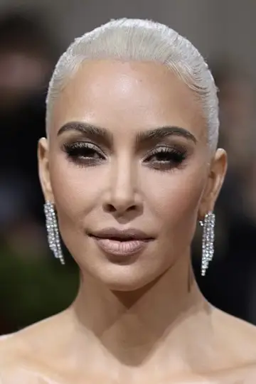 Zdjęcie Kim Kardashian → Kim Kardashian (Kim Kardashian) #326418
