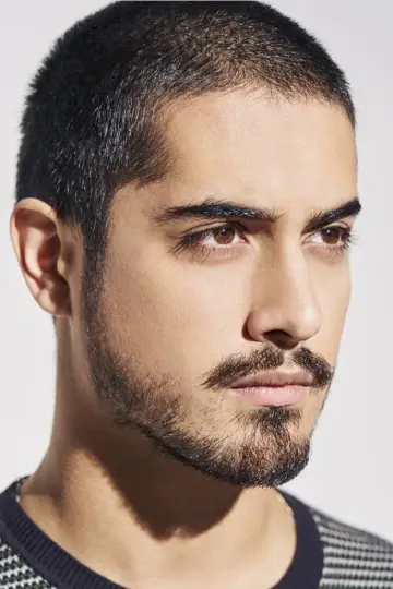 Zdjęcie Avan Jogia #37963
