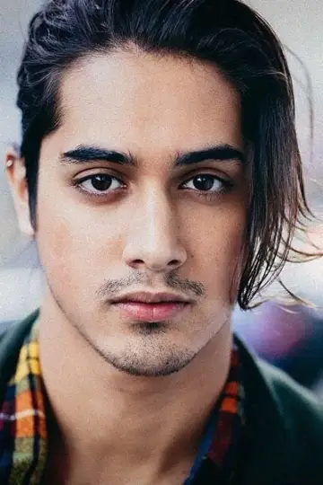 Zdjęcie Avan Jogia #37965