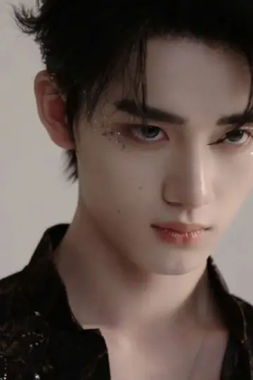 Zdjęcie  (Ding Chengxin) #352359