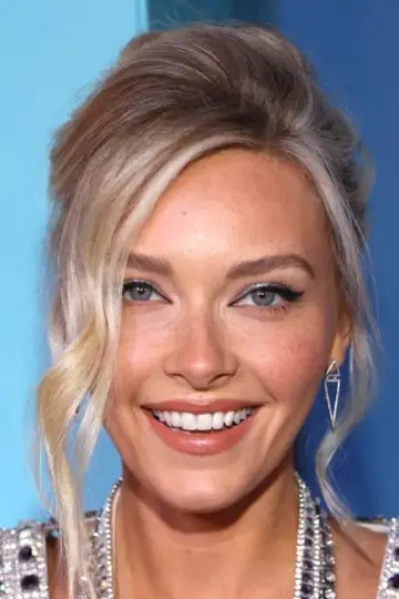 Zdjęcie Camille Kostek #29645