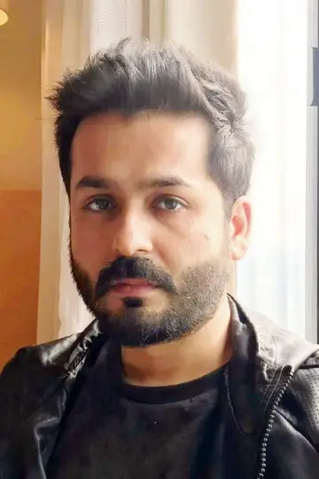 Zdjęcie Aditya Dhar #7010