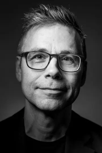 Zdjęcie Eli Janney