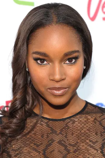 Zdjęcie Damaris Lewis #50332