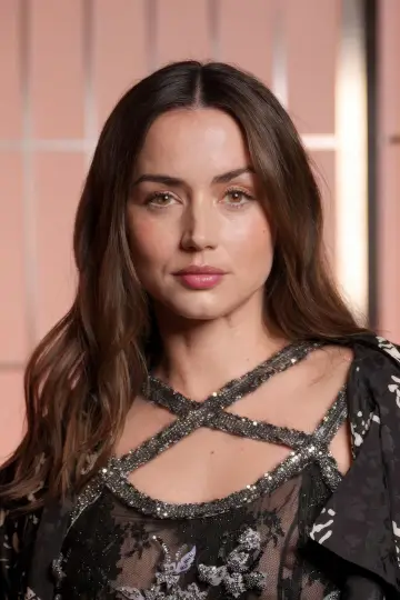 Zdjęcie Ana de Armas (Ana de Armas) #327474