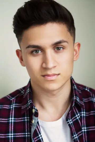 Zdjęcie Nathan Clarke #14268