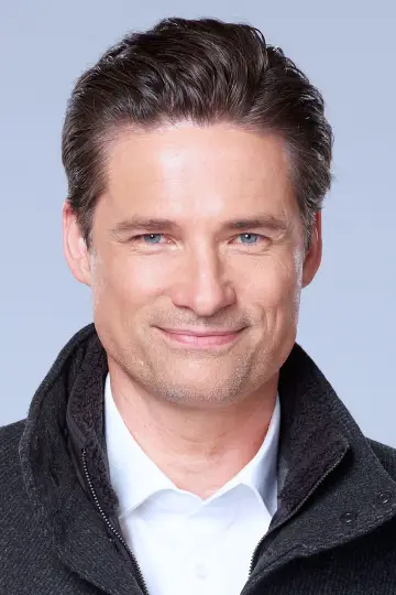 Zdjęcie Warren Christie #83800