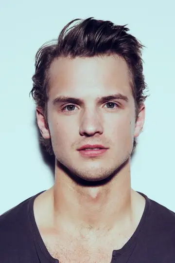Zdjęcie Freddie Stroma #13892