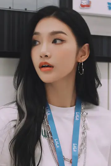 Zdjęcie Jenny Zeng #137335