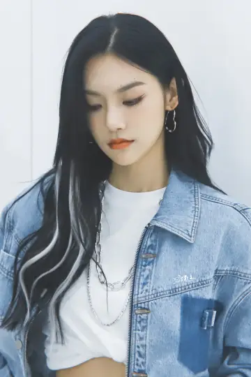 Zdjęcie Jenny Zeng #137337