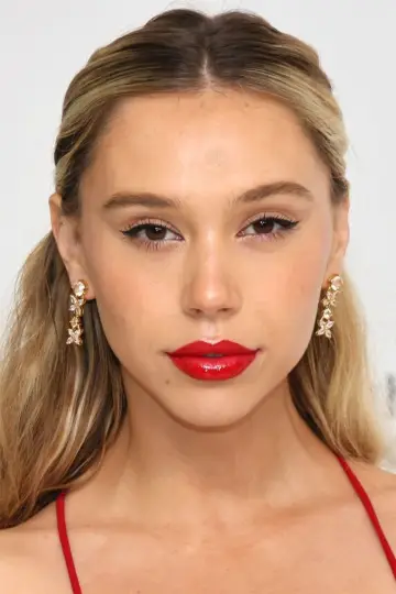 Zdjęcie  (Alexis Ren) #333980