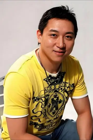 Zdjęcie Jia	Qiu