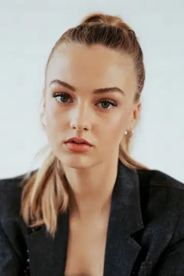 Zdjęcie Lilly Krug #25556