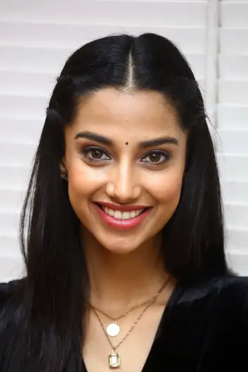 Zdjęcie Meenakshi Chaudhary #133764
