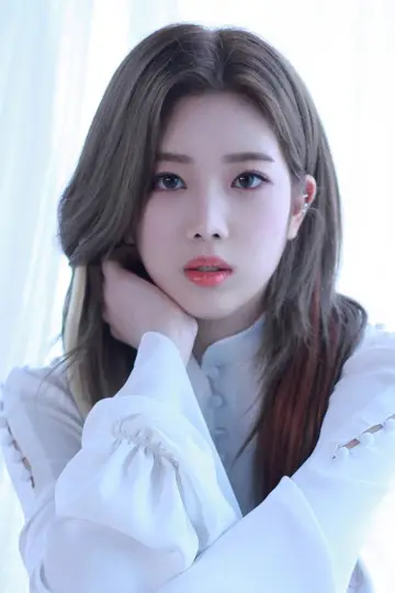 Zdjęcie  (Kim Lip) #483136