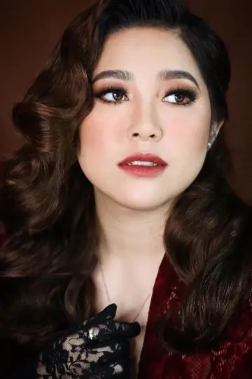 Zdjęcie Moira dela Torre #135583