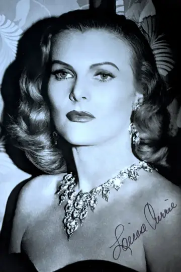 Zdjęcie Louise Currie #2442