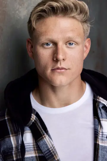 Zdjęcie  (Brandon Tyler Moore) #239230