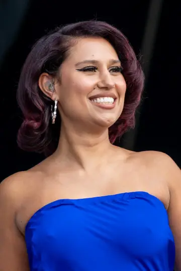 Zdjęcie RAYE #138205