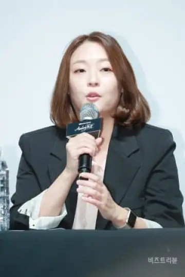 Zdjęcie  (Kim Ji-seon) #271799
