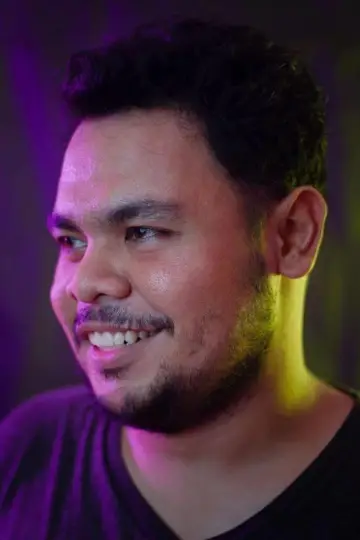 Zdjęcie Jo Andrew Torlao