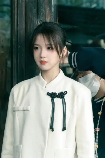 Zdjęcie  (Zhang Miaoyi) #303400