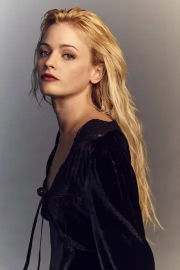 Zdjęcie Esther-Rose McGregor #665536