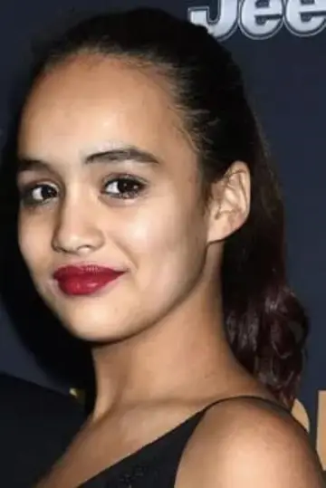 Zdjęcie Thalia Besson #42769