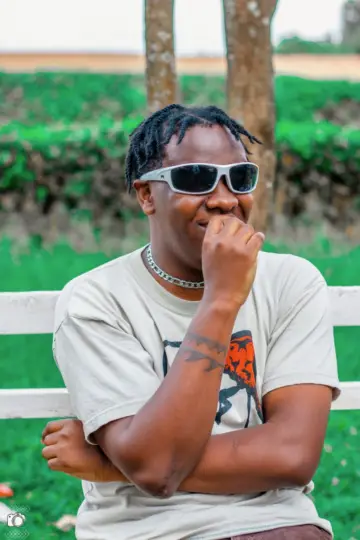 Zdjęcie James Ongige (James Ongige) #449933