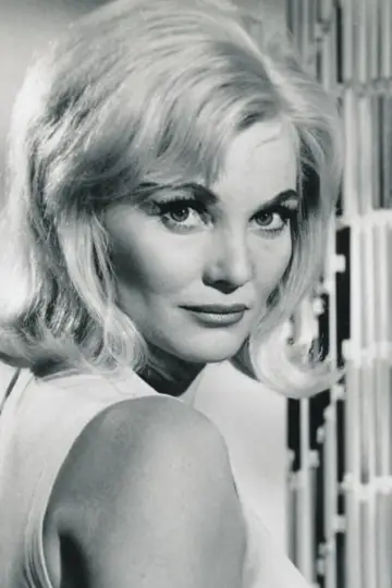 Zdjęcie Diane Cilento #97404