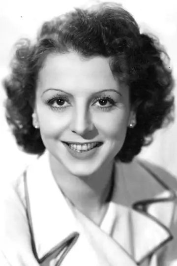 Zdjęcie Renée Saint-Cyr