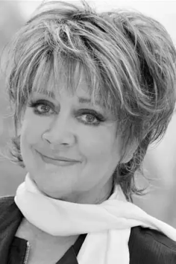 Zdjęcie Amanda Barrie #138831