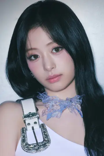 Zdjęcie  (Ahyeon) #533770