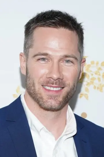 Zdjęcie Luke Macfarlane #111789