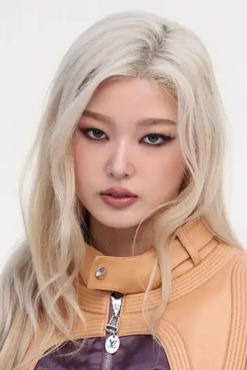 Zdjęcie Juncze Jeong (Yoonchae Jeong) #666227