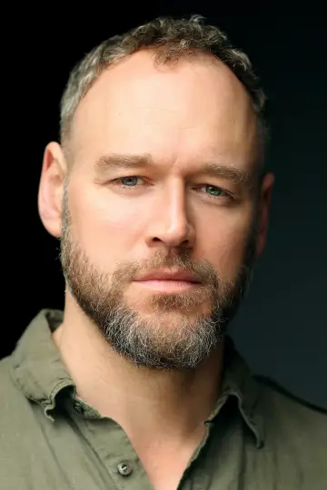 Zdjęcie Elliot Cowan #75678