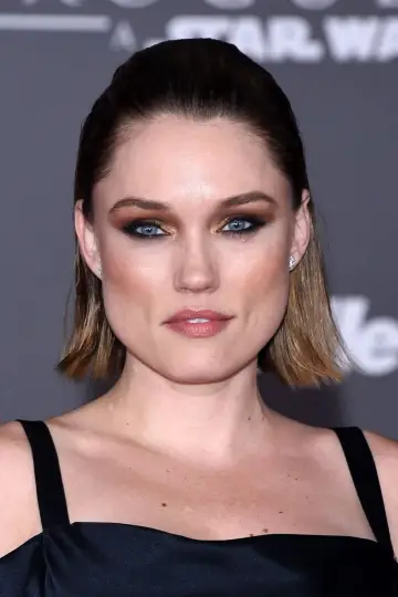 Zdjęcie Clare Grant (Clare Grant) #5952