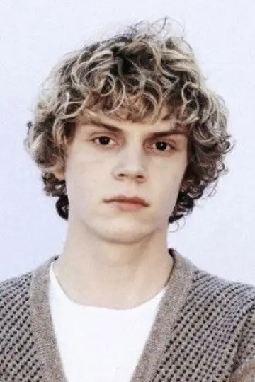 Zdjęcie Evan Peters (Evan Peters) #326458