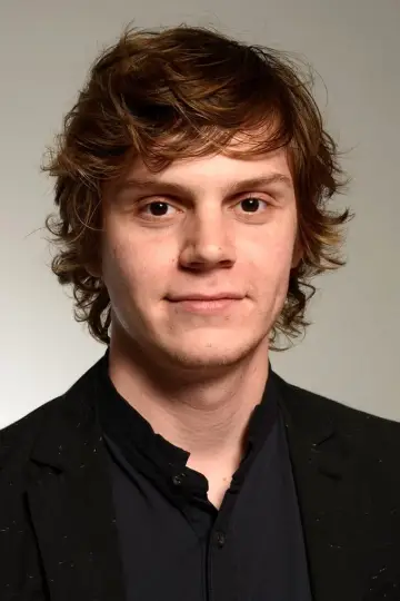 Zdjęcie Evan Peters #658