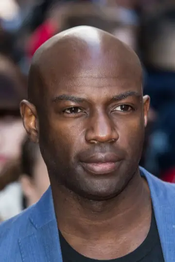Zdjęcie David Gyasi #8590