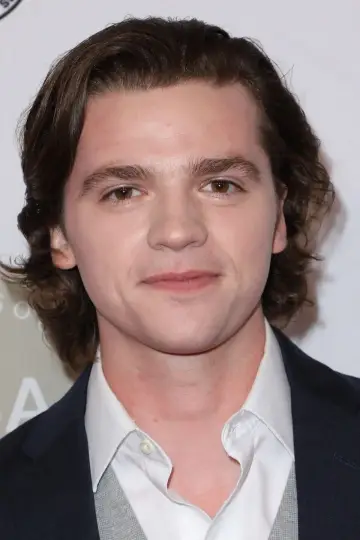 Zdjęcie Joel Courtney #36254