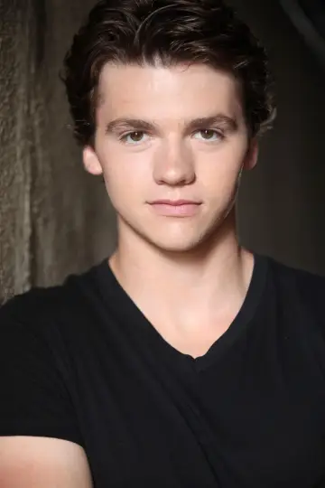 Zdjęcie Joel Courtney #36255