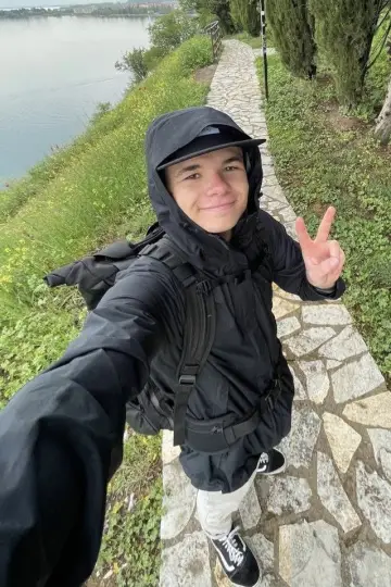 Zdjęcie  (Luke Davenport) #441170