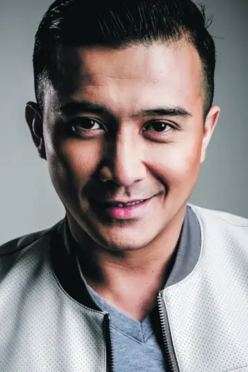 Zdjęcie Aaron Aziz #283964